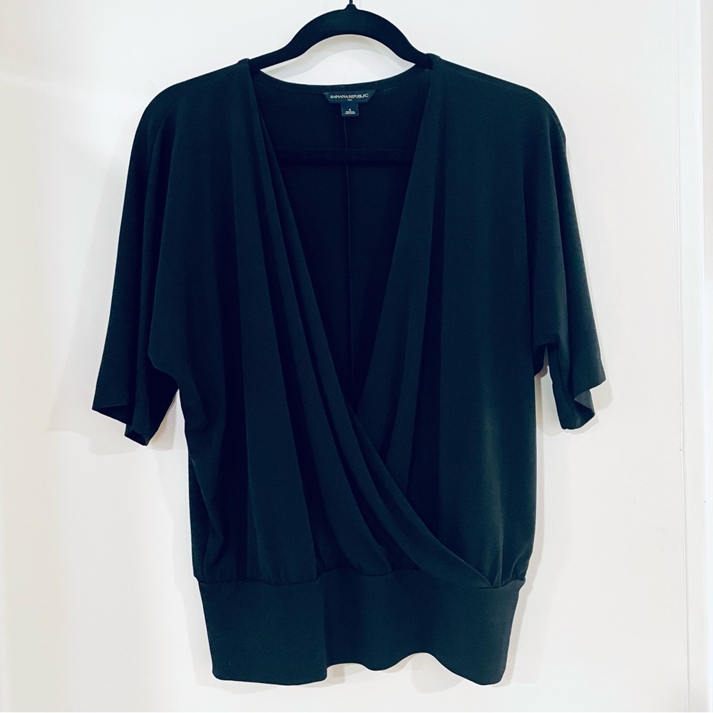 Banana Republic Wrap Front Jersey Pullover Top Size Small Short Sleeve